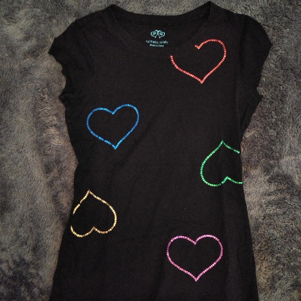 Victoria secret t-shirt— SOLD